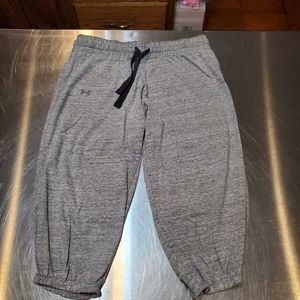 Under Armour XS capris